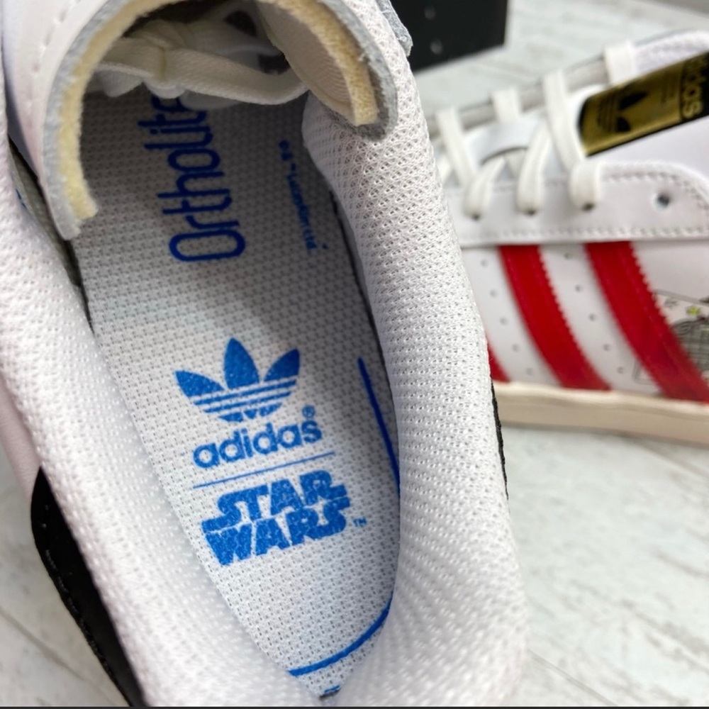 ๐ Adidas Superstar Star Wars sneakers - Picture 6 of 8
